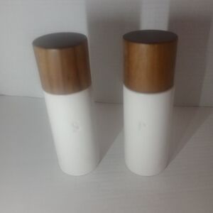 Wooden Top Salt and Pepper Set